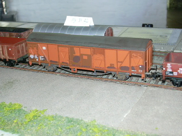 b114_rollmaterial2